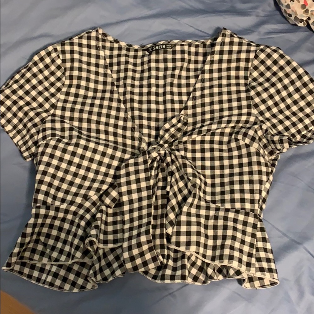 CHECKERED TIE SHIRT